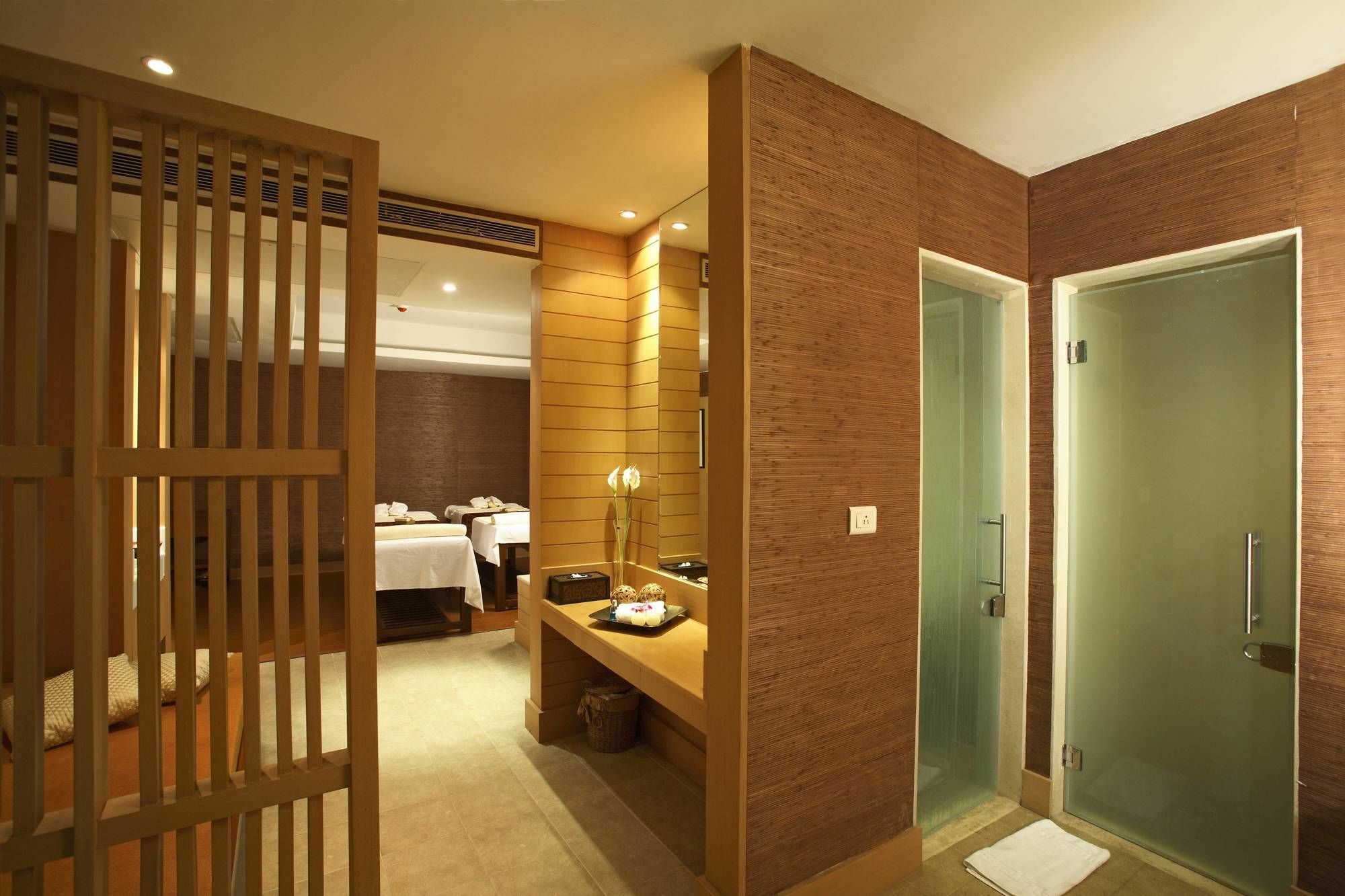 Hotel Ellaa Gachibowli